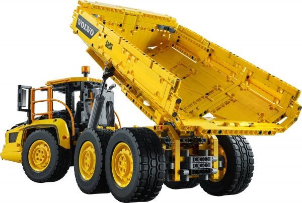 Конструктор LEGO Technic Шарнірний самоскид Volvo A25F 6х6 42114