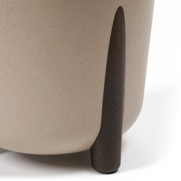 Кашпо пластиковое Ламела Фрида 26х25 см круглый 8,1 л горчичный 