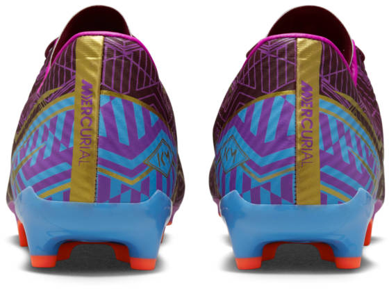 Бутсы Nike ZOOM VAPOR 15 ACADEMY KM FG/MG DV0707-694 р.40,5 красный