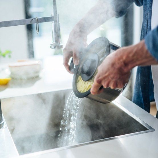 Каструля з кришкою Functional Form 3 л 1026577 Fiskars