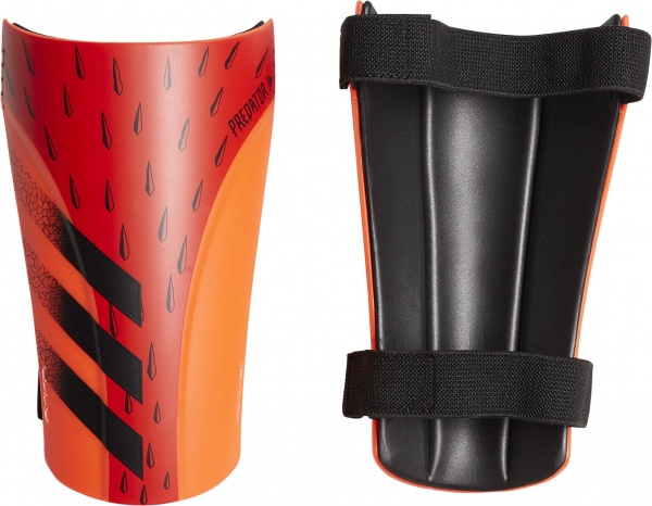 Щитки футбольные Adidas PRED SG TRN р. S красный GR1520