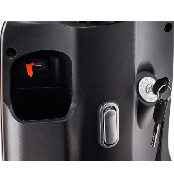 Электроскутер Yadea E3 white