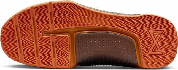 Кросівки Nike NIKE METCON 9 DZ2617-800 р.45 помаранчевий