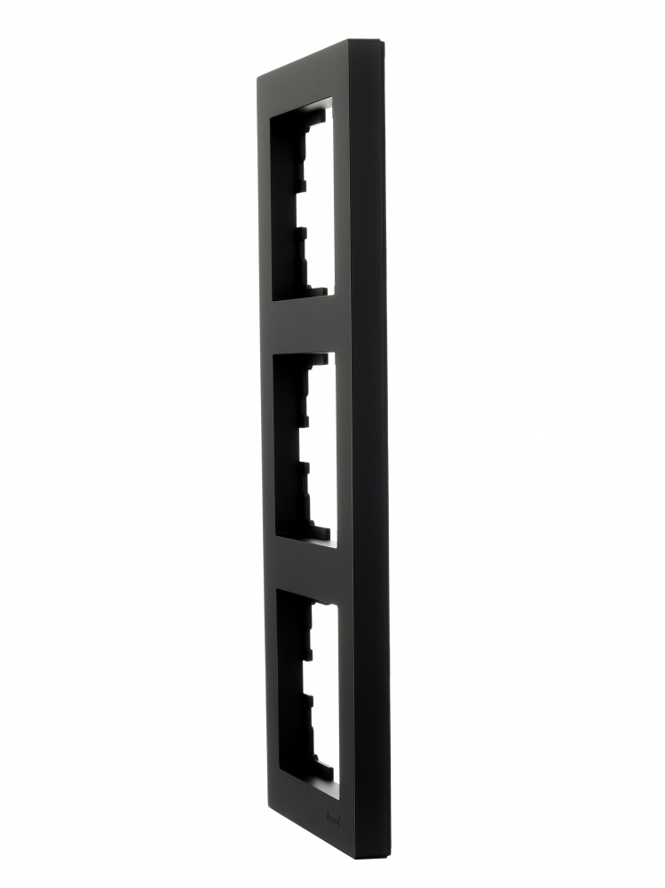 Рамка тримісна Lezard Vesna вертикальна антрацит 742-4200-153