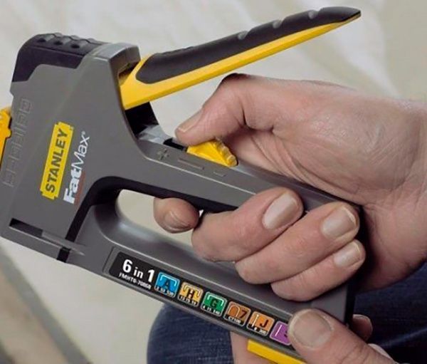 Степлер Stanley FMHT6-70868 FatMax 6 в 1, регулювання, 6-14 мм., тип 53+140, пластик, цвяхи, шпильки