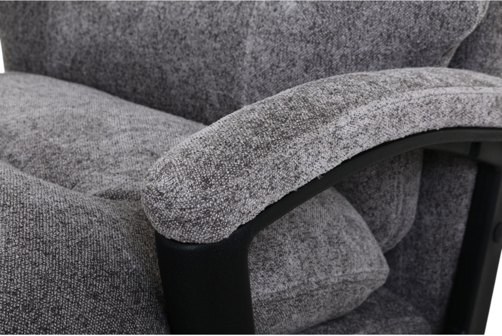 Крісло офісне Центр Меблів Джеймс BS-7510-2 сірий