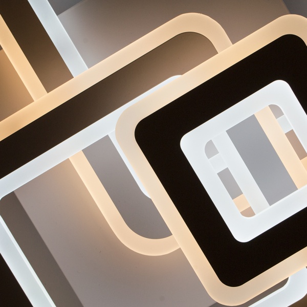 Люстра світлодіодна Luminaria S700/600 124 Вт білий матовий TRIPLEX SQUARE 124W S 