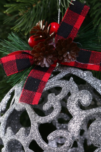 Шар новогодний E09011S d 120 мм серебряный