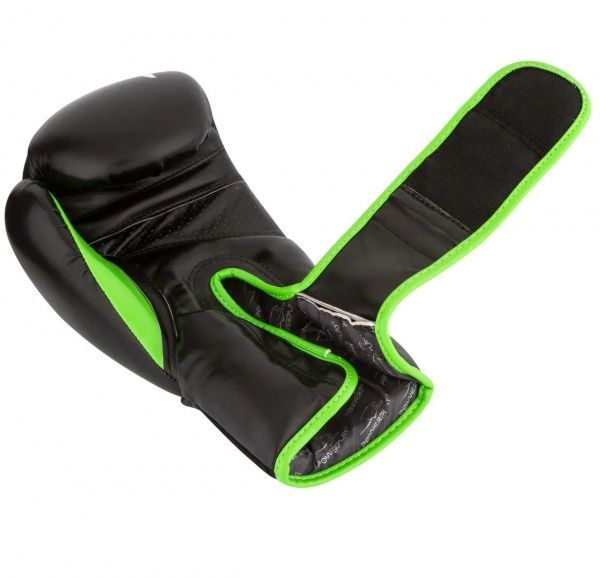Боксерские перчатки PowerPlay р. 8 8oz 3018 черно-зеленый