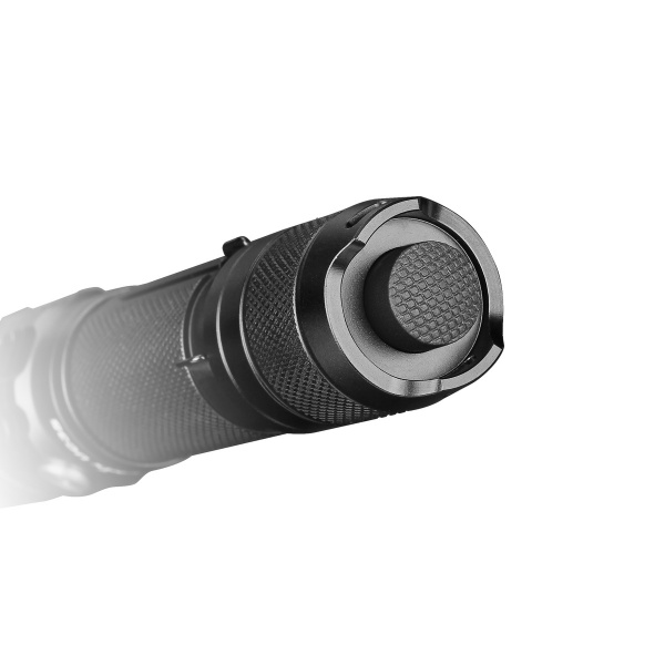 Ліхтарик Fenix ручний тактичний UC35 V20 CREE XP-L HI V3, 1000лм