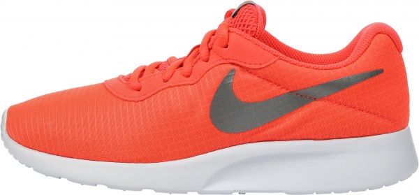 Кроссовки Nike TANJUN SE 844908-801 р.6 оранжевый