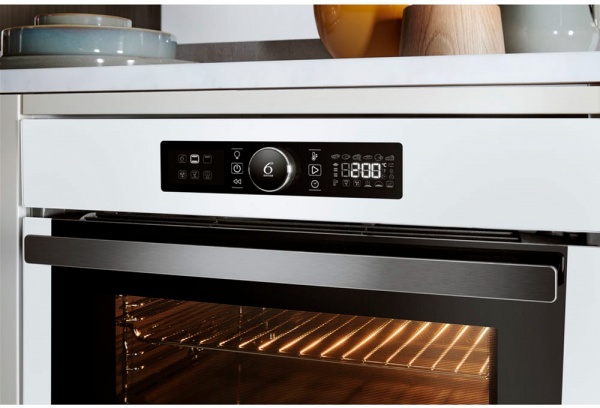 Духовой шкаф Whirlpool AKZ 96220 WH