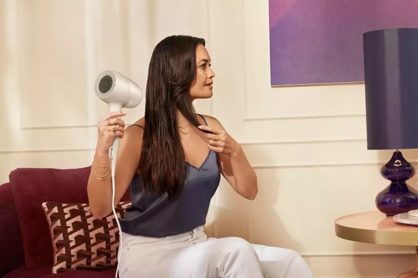 Фен Philips BHD829/00 с технологией SenseIQ 