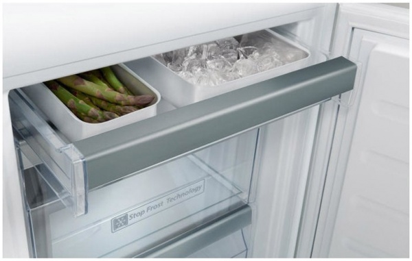 Вбудовуваний холодильник Whirlpool ART 6711 A++SF