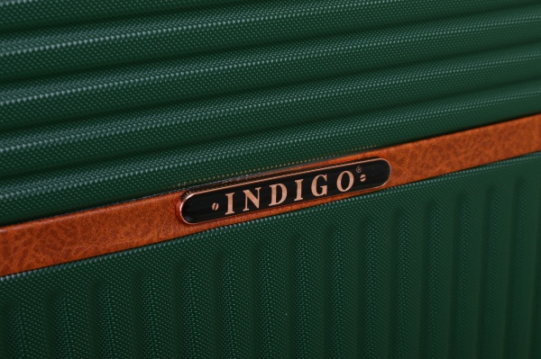 Чемодан 96 л зеленый LS22200 69х48х29 ABS 