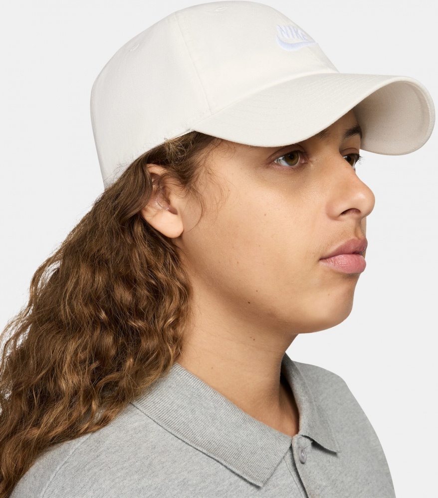 Кепка Nike U NK CLUB CAP U CB FUT WSH L FB5368-133 L-XL бежевый