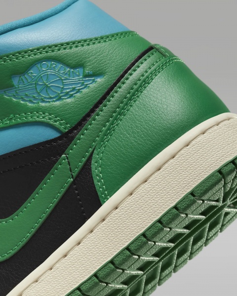 Кросівки Nike AIR JORDAN 1 MID BQ6472-033 р.37,5 зелений