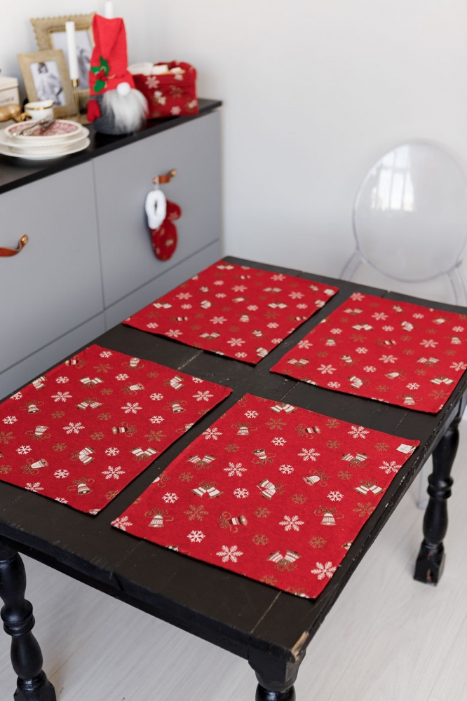 Серветка декоративна Прованс Дзвіночки на червоному 35x45 см