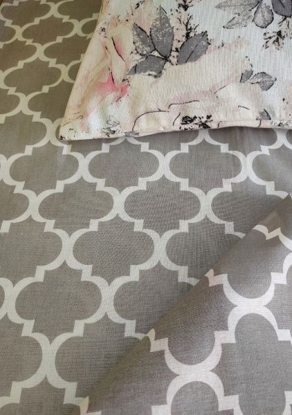 Комплект постільної білизни Квіти рожеві 1,5 білий із малюнком UP! (Underprice) 