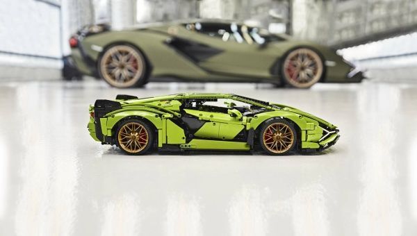Конструктор LEGO Technic Lamborghini Sian FKP 37 42115