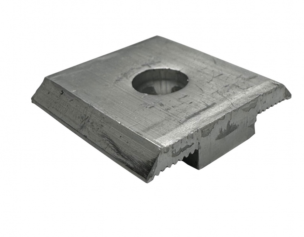 Притиск міжпанельний 30 мм алюм. для сонянчних панелей