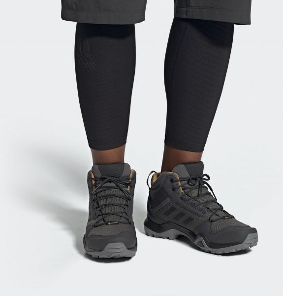 Черевики Adidas TERREX AX3 MID GTX BC0468 р. UK 9,5