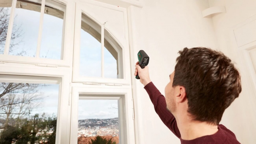 Пирометр (бесконтактный термометр) Bosch UniversalTemp Green Facts 0603683101