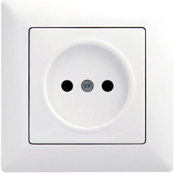 Розетка без заземлення Gunsan Visage 2008 без шторок білий