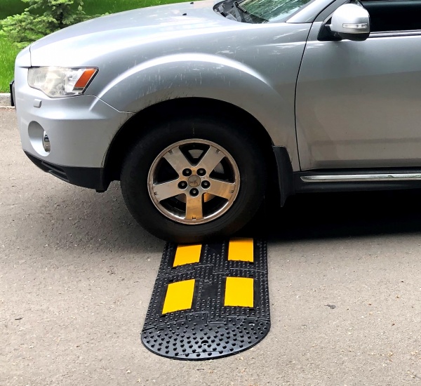 Обмежувач швидкості Ypgroup (основна частина) 500х500х50 мм