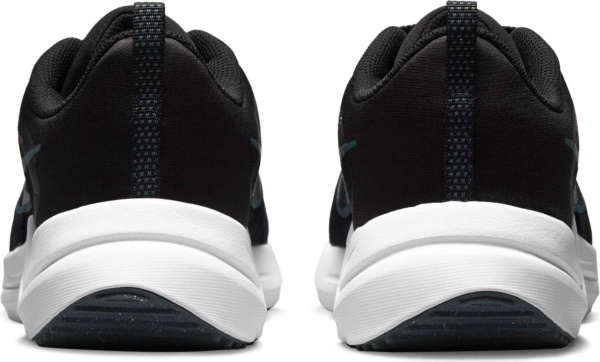 Кроссовки Nike DOWNSHIFTER 12 DD9293-010 р.41 черный