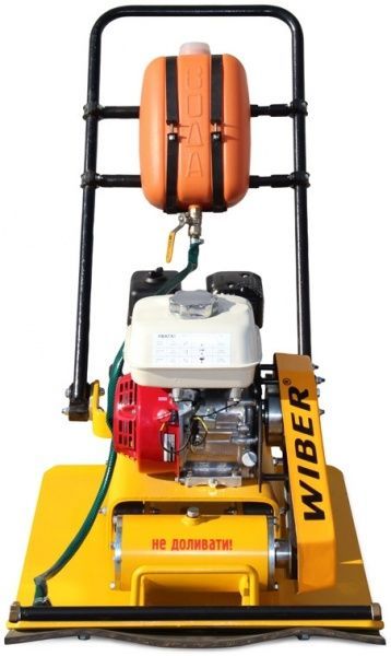 Виброплита WIBER  UGMS-16 с баком