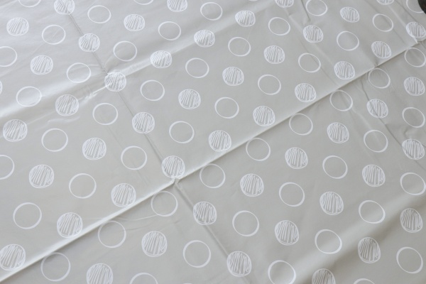 Скатерть Bubbles 140x110 см серый UP! (Underprice) 