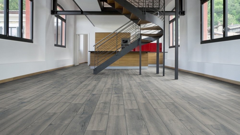 Ламинат Kronotex Exquisit V4 дуб петерсон серый 32/АС4/8 мм