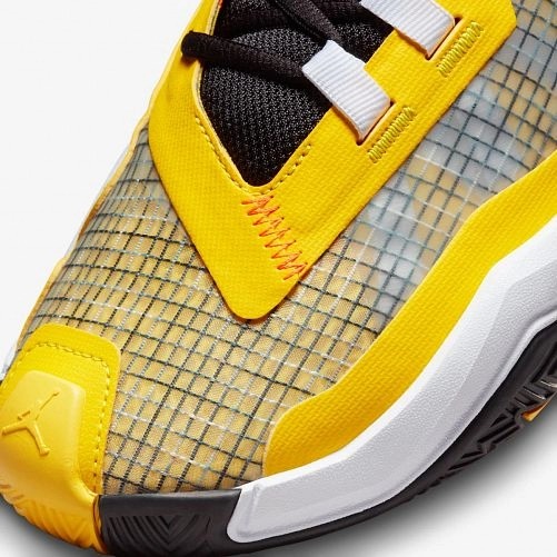 Кроссовки Nike JORDAN ONE TAKE 4 DO7193-700 р.42,5 желтый