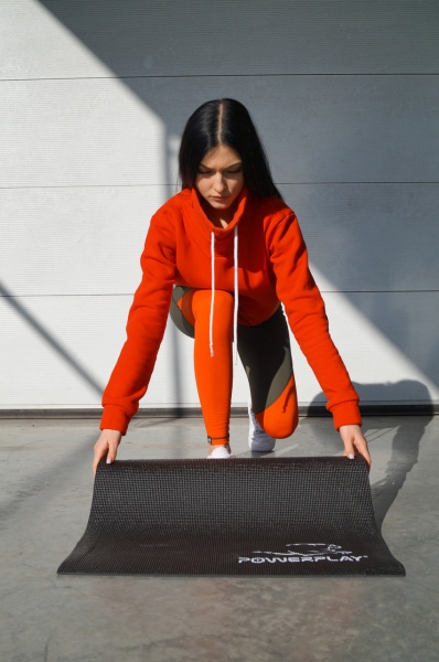 Килимок для йоги PowerPlay 173x61x0,6 см 4010 чорний 