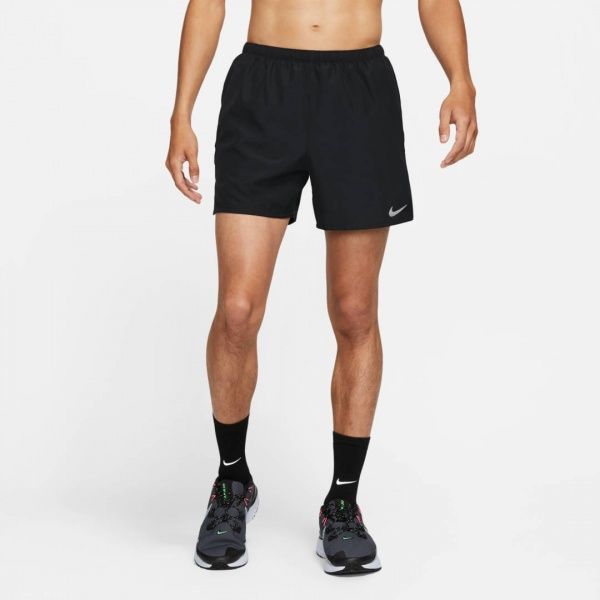 Шорты Nike M NK DF CHALLENGER SHORT 5BF CZ9062-010 р. M черный