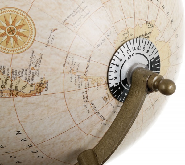 Глобус в ассортименте 33 см