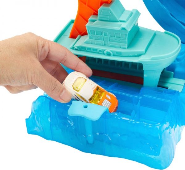 Трек Hot Wheels Голодна Акула-робот GJL12