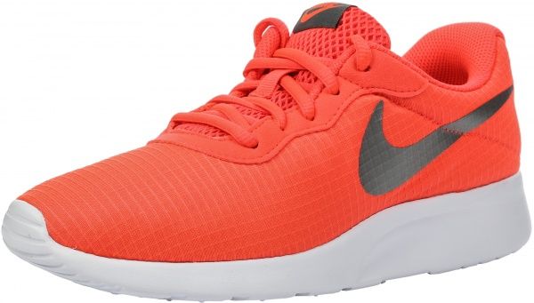 Кроссовки Nike TANJUN SE 844908-801 р.6 оранжевый