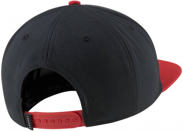 Кепка Nike JORDAN PRO JUMPMAN SNAPBACK AR2118-019 OS черный