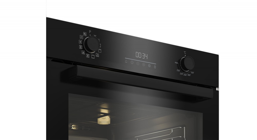 Духовой шкаф Beko BBIR17300BCS