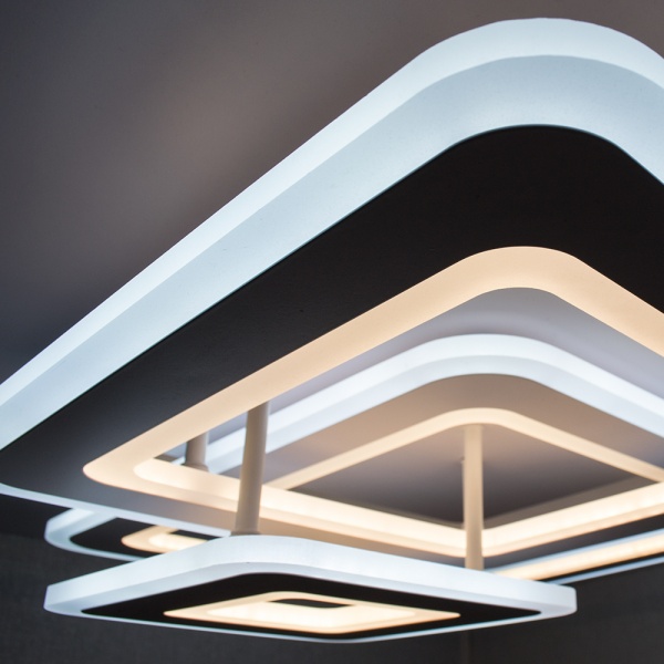 Люстра світлодіодна Luminaria S700/600 124 Вт білий матовий TRIPLEX SQUARE 124W S 