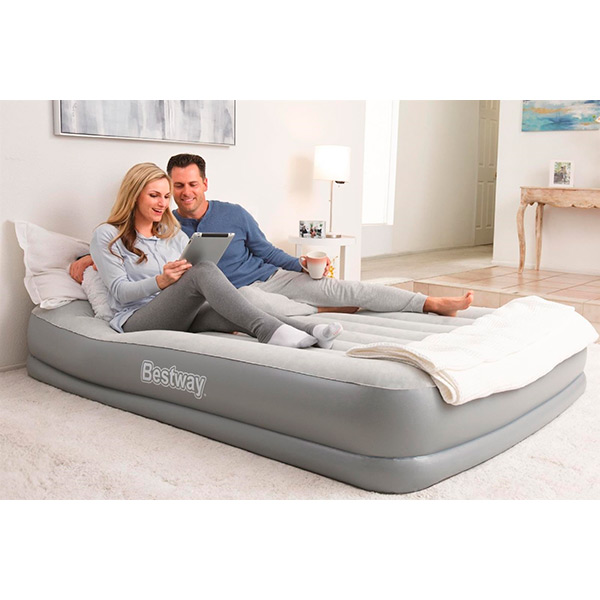 Матрас надувной Bestway со встроенным электронасосом 203x152 см