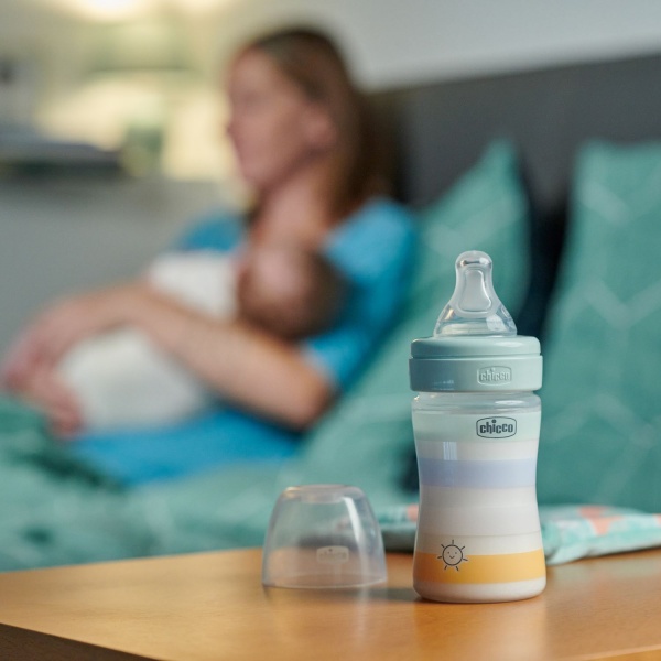 Пляшечка Chicco Well-Being Colors 0м+ 150 мл м'ятна (28611.21)