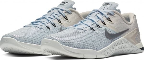 Кроссовки Nike WMNS METCON 4 XD MTLC AV2252-400 р.7 голубой
