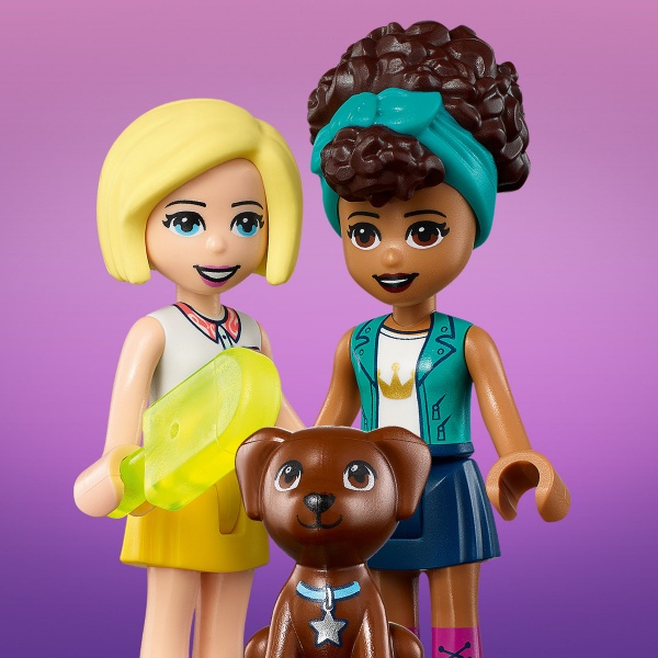 Конструктор LEGO Friends Набор для сборки «Фургон с мороженым» 41715