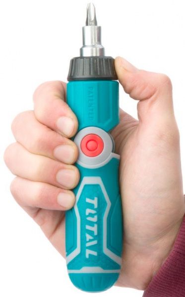 Отвертка Total с храповым механизмом + биты 12 шт. 13 шт. TACSD30136