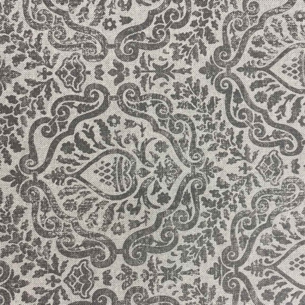 Скатертина PERLA Вензель срібло 110x133 см La Nuit 