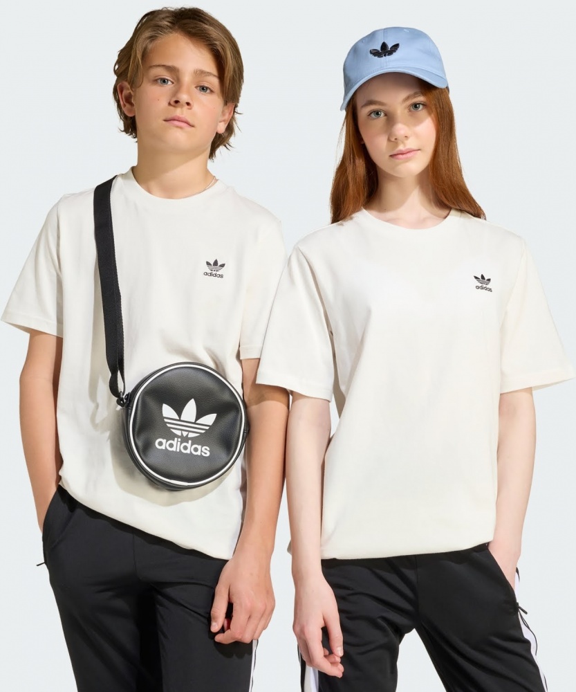 Футболка Adidas TEE CLOWHI IX5266 р.9-10YRS белый