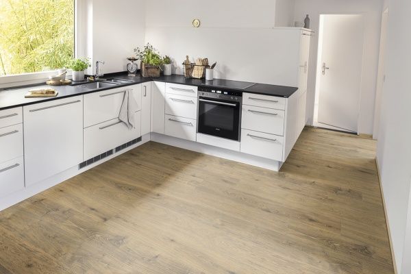 Ламинат пробковый Egger Comfort V4 EHC012 дуб форт ворт дымчатый 31/AC3 1292x193x8 мм 